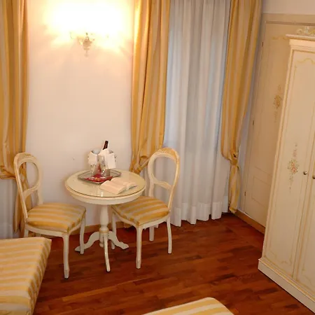 Casa Sul Molo Bed and Breakfast Βενετία