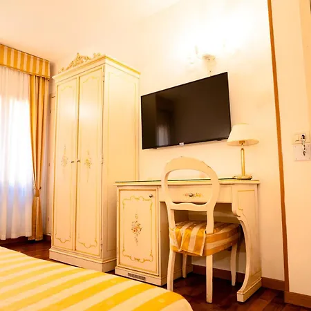 Casa Sul Molo Bed and Breakfast