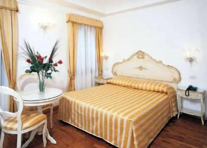 Casa Sul Molo فندق مبيت وإفطار 3*