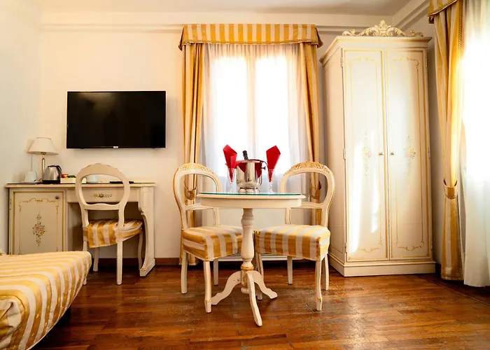 Casa Sul Molo 3* البندقية