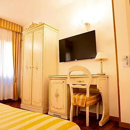 فندق مبيت وإفطار Casa Sul Molo