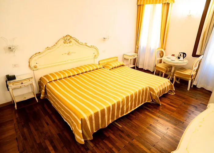 카사 술 몰로 3*